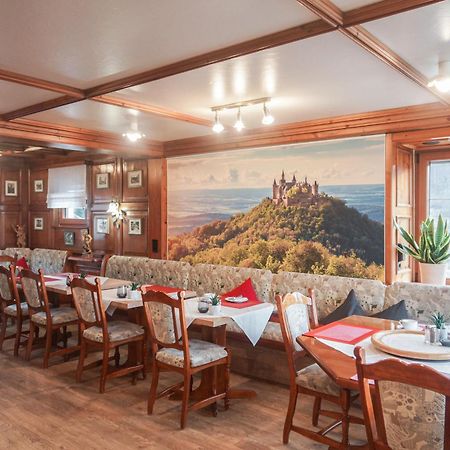 Hotel Garni In Der Breite Albstadt Bagian luar foto
