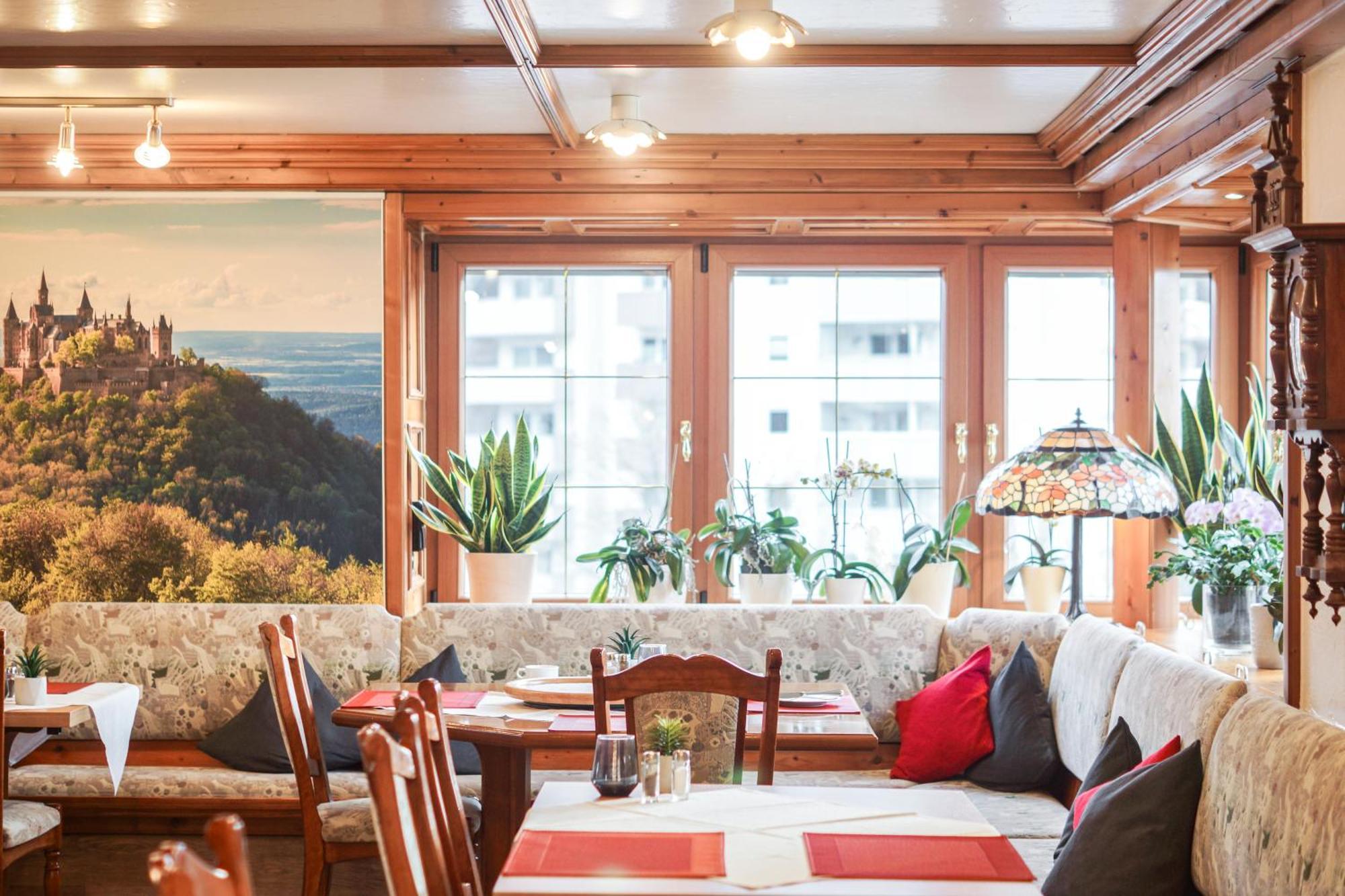 Hotel Garni In Der Breite Albstadt Bagian luar foto