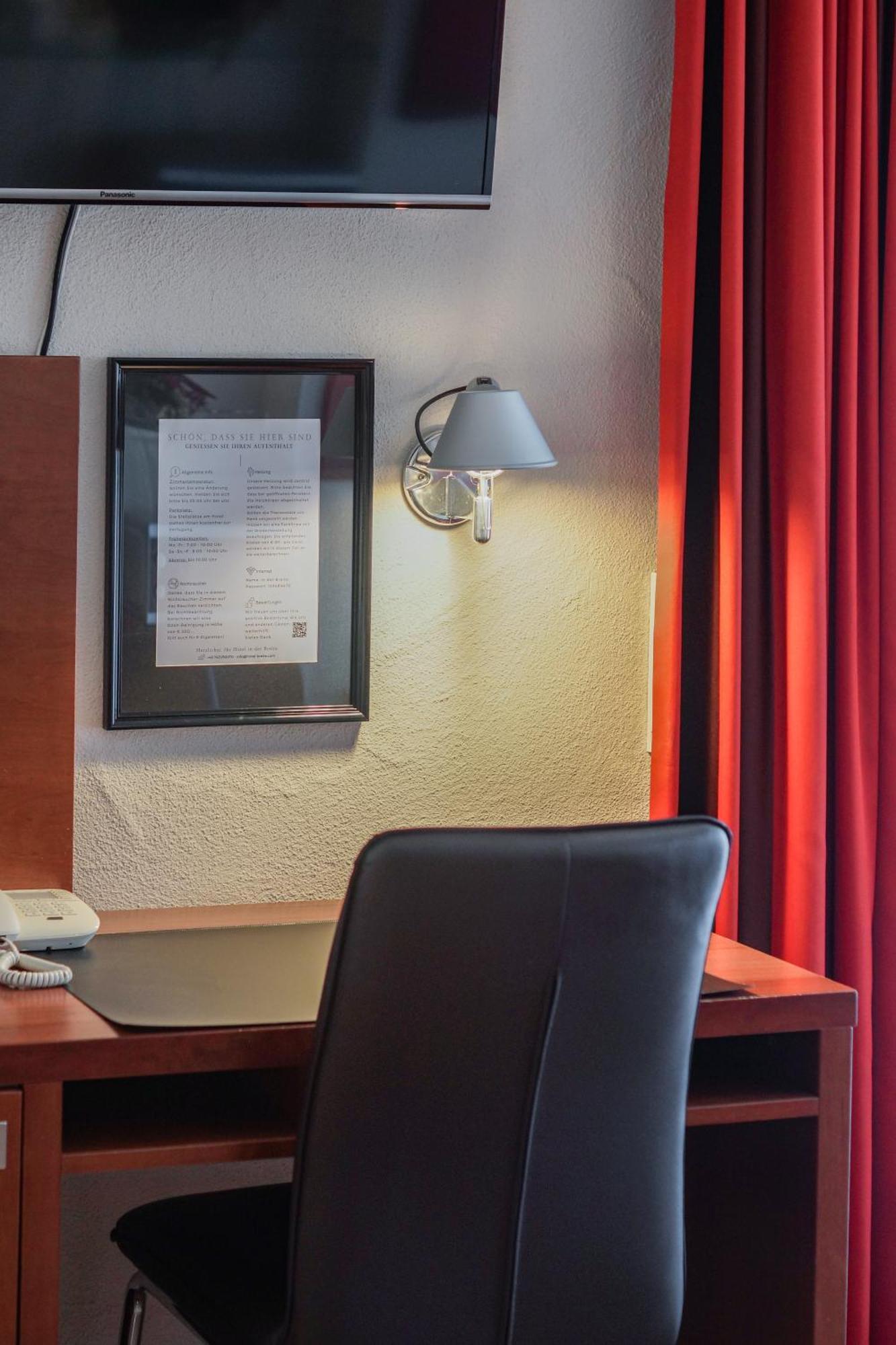 Hotel Garni In Der Breite Albstadt Bagian luar foto